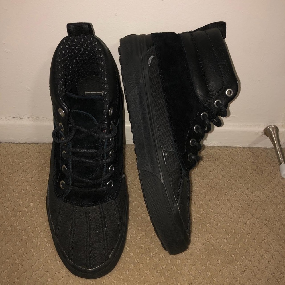 Vans Mid-top Sneaker